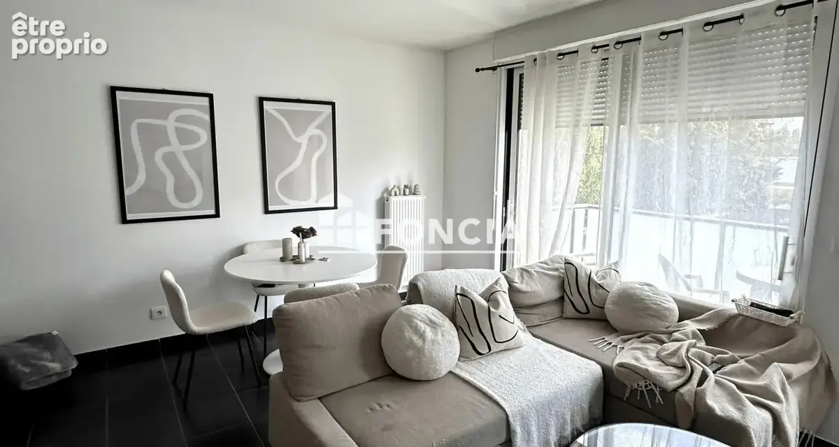 LESQUIN : bel appartement de type 2 avec place de parking - photo 2
