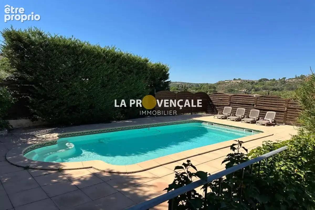 Maison 5 pièces 140 m² à vendre à Meyreuil (13590) - photo 3