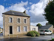 Maison à SAINT-NICOLAS-DU-PELEM