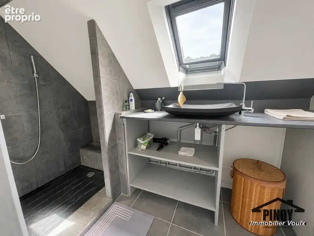 Maison ancienne sans travaux avec grande cour - coeur de Chéroy - 129.000€ - photo 11