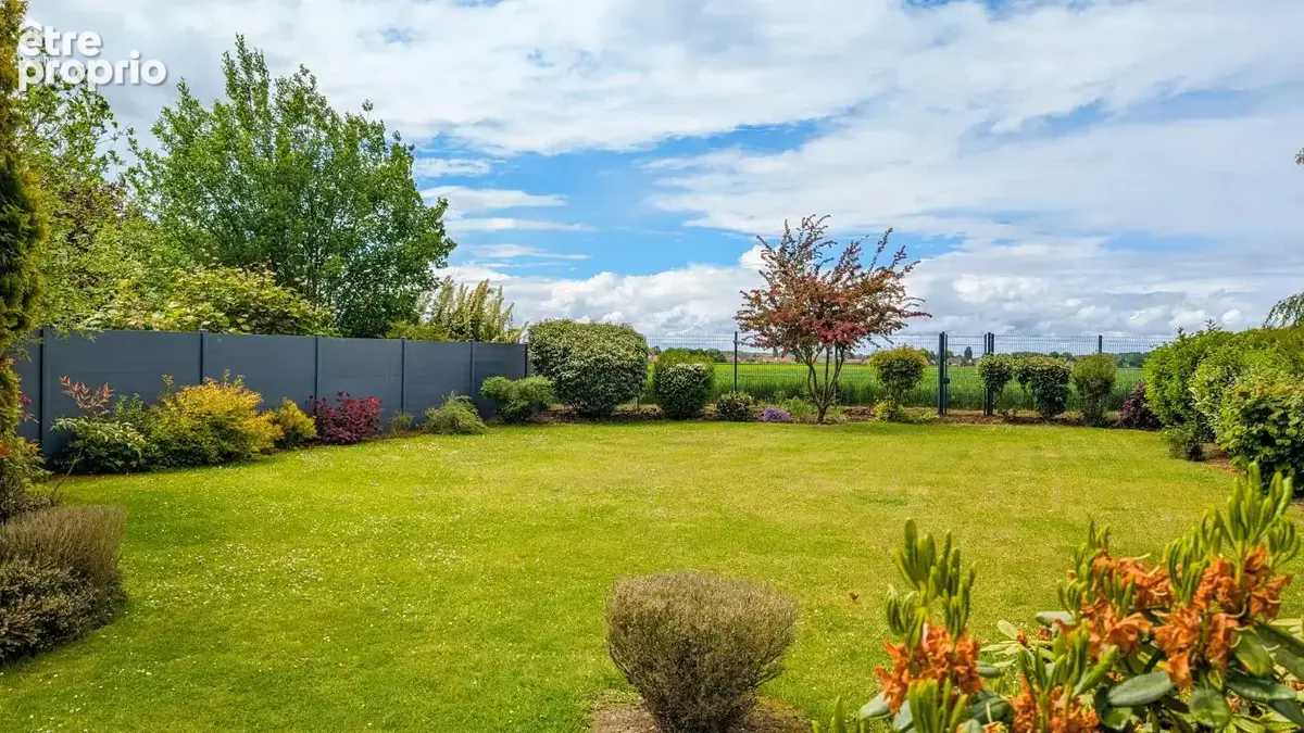 Maison d’architecte de 223 m² avec jardin et garage - photo 13