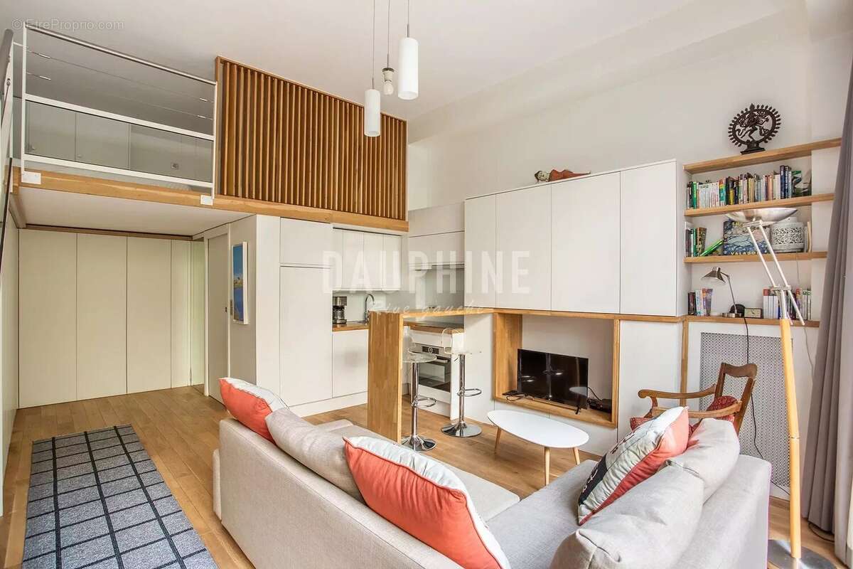 Appartement à PARIS-6E