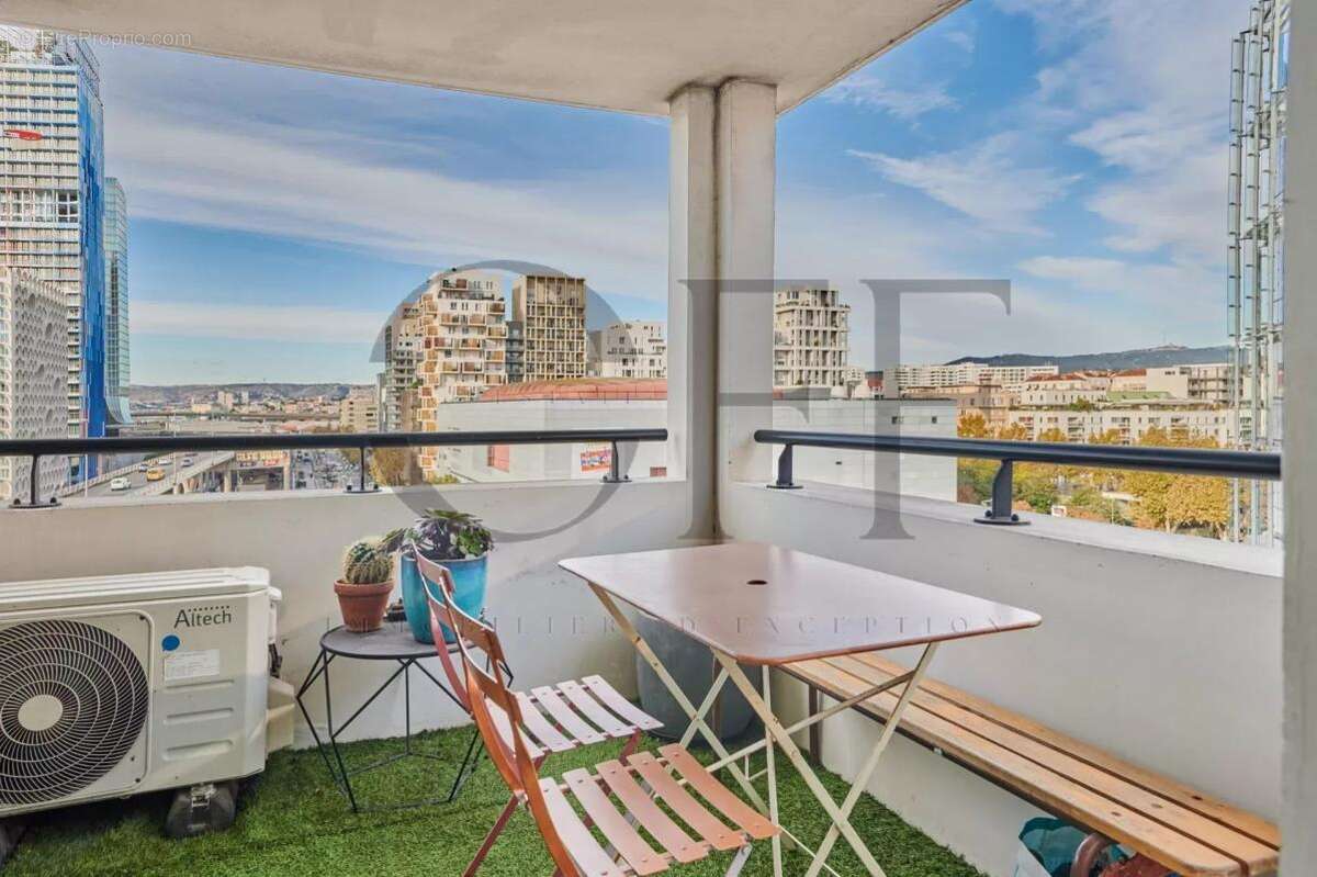 Appartement à MARSEILLE-2E