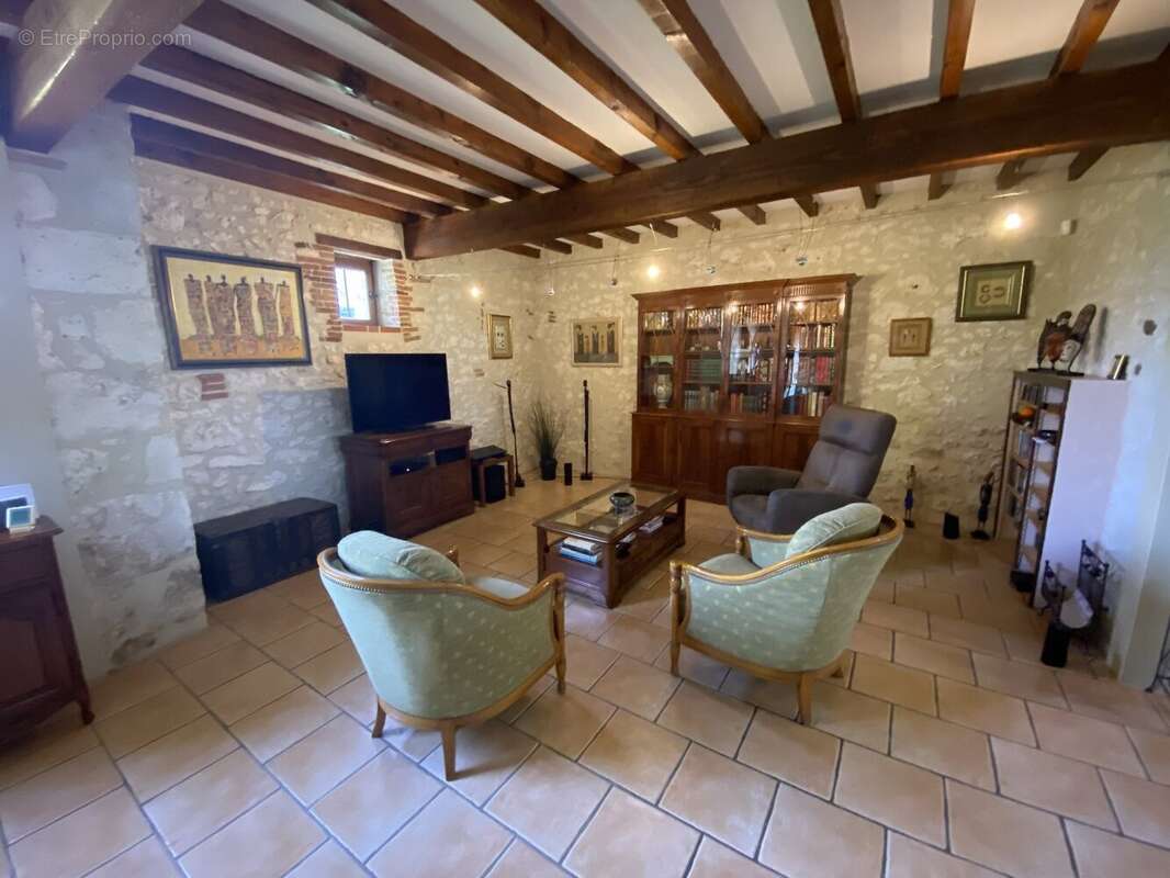 Maison à MAUVEZIN