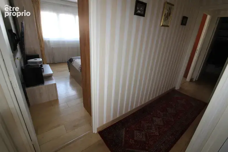 Appartement avec ASCENCEUR à vendre avec 3 CHAMBRES et 5 pièces LA ROCHE SUR YON (85) - photo 21