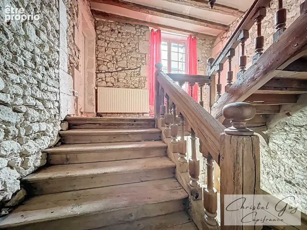 Vaas (72500) Ancien monastère rénové à vendre, 3 chambres, coeur de village - photo 4