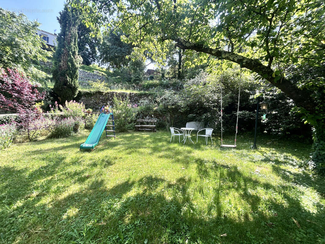 Maison à SAINT-ANDRE-DE-MAJENCOULES