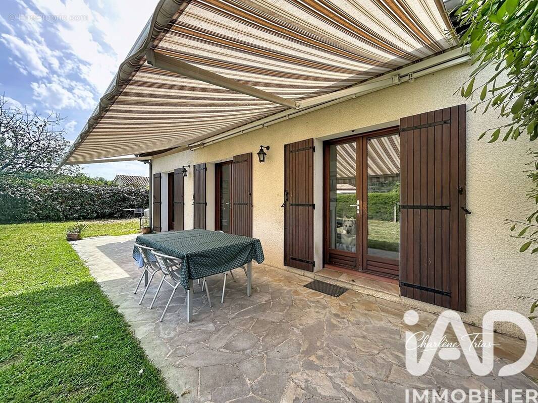 Photo 1 - Maison à MENESPLET