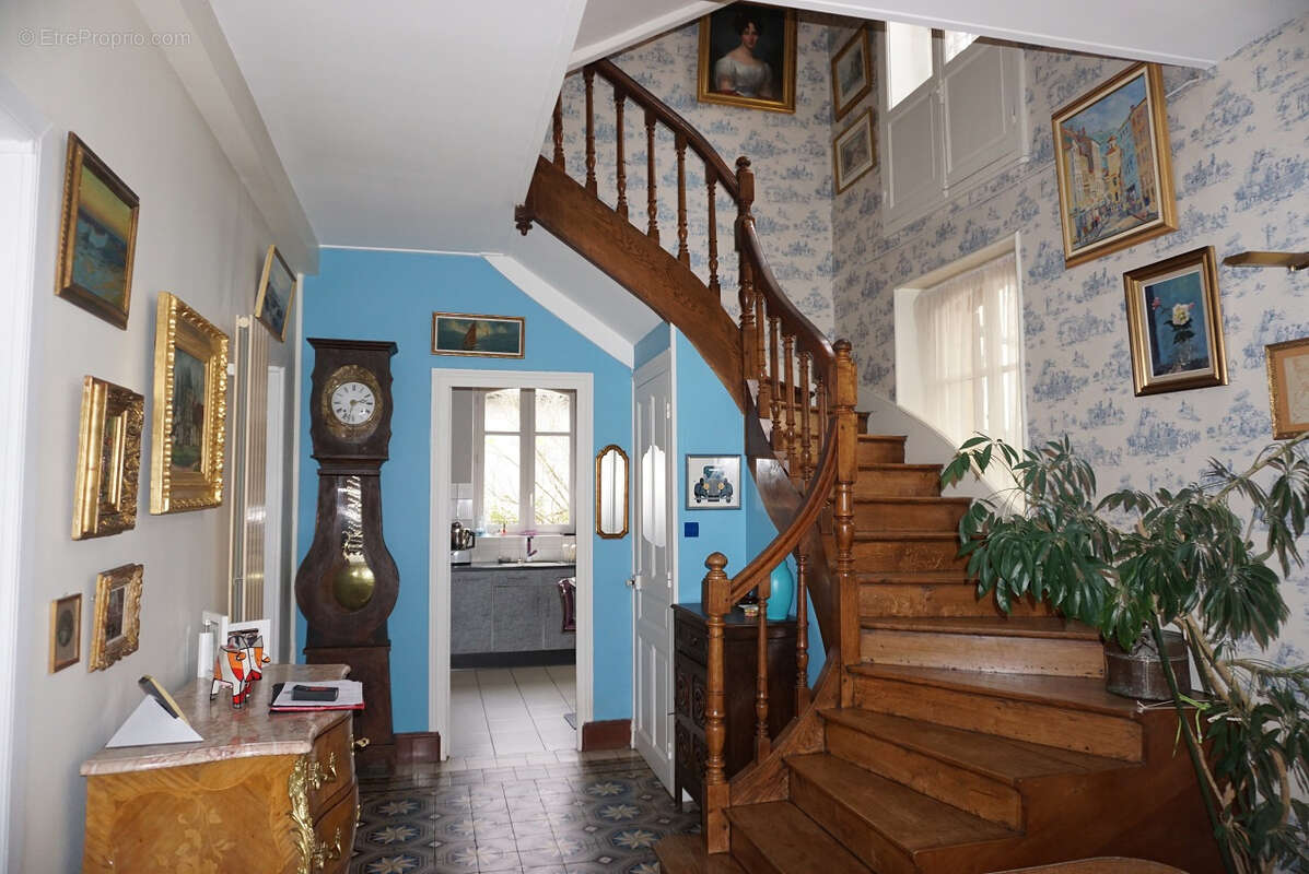 Maison à PARAY-LE-MONIAL