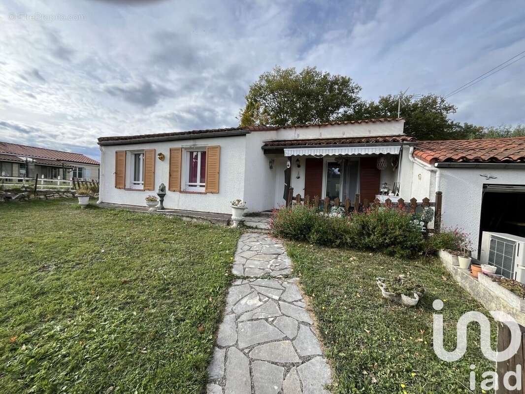 Photo 4 - Maison à TABRE