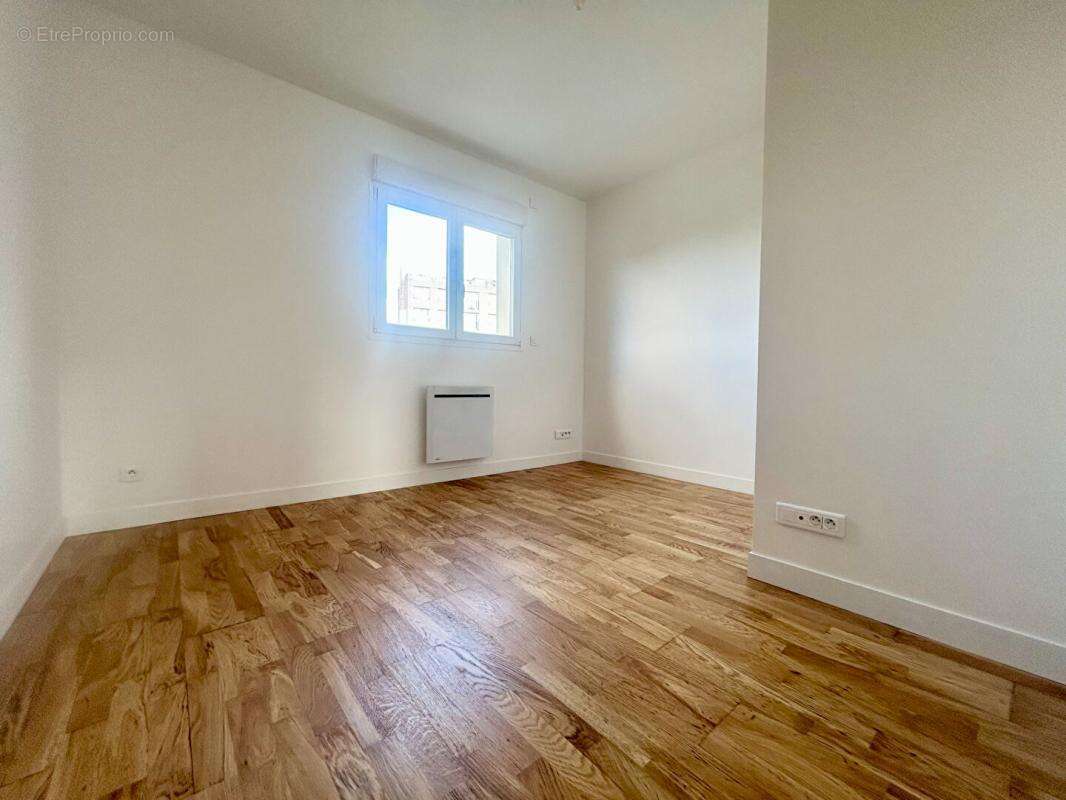 Appartement à FONTENAY-SOUS-BOIS