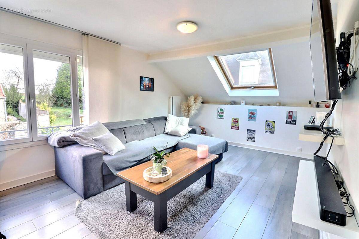 Maison à AUGER-SAINT-VINCENT