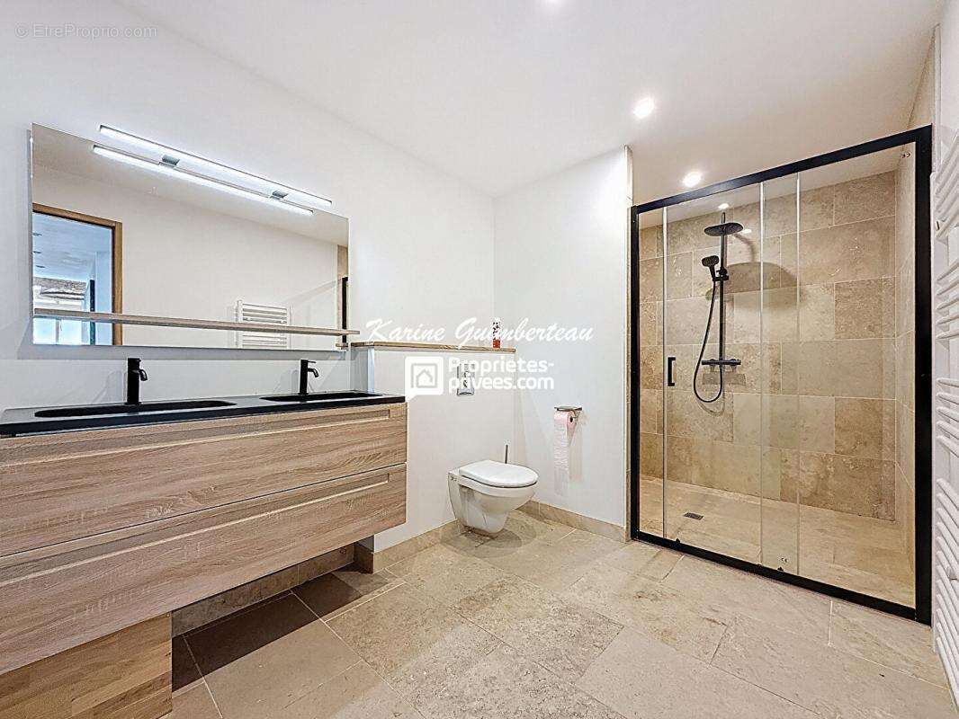 Appartement à FRONSAC