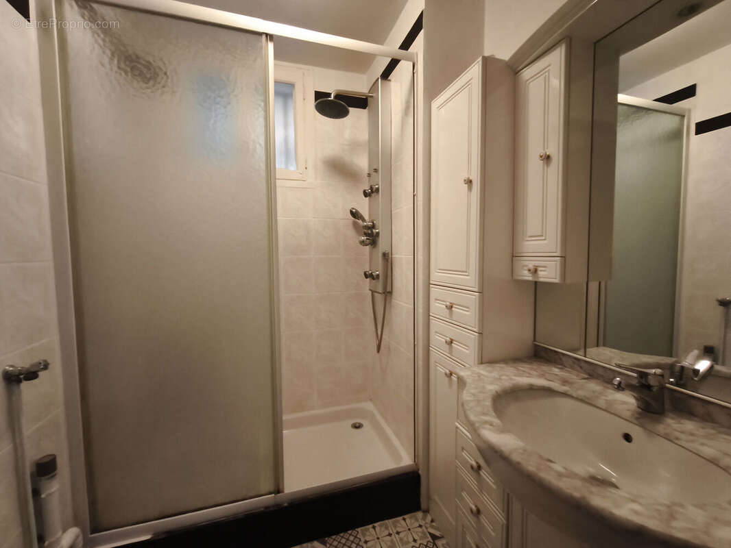 Photo 7 - Appartement à SAINT-ETIENNE