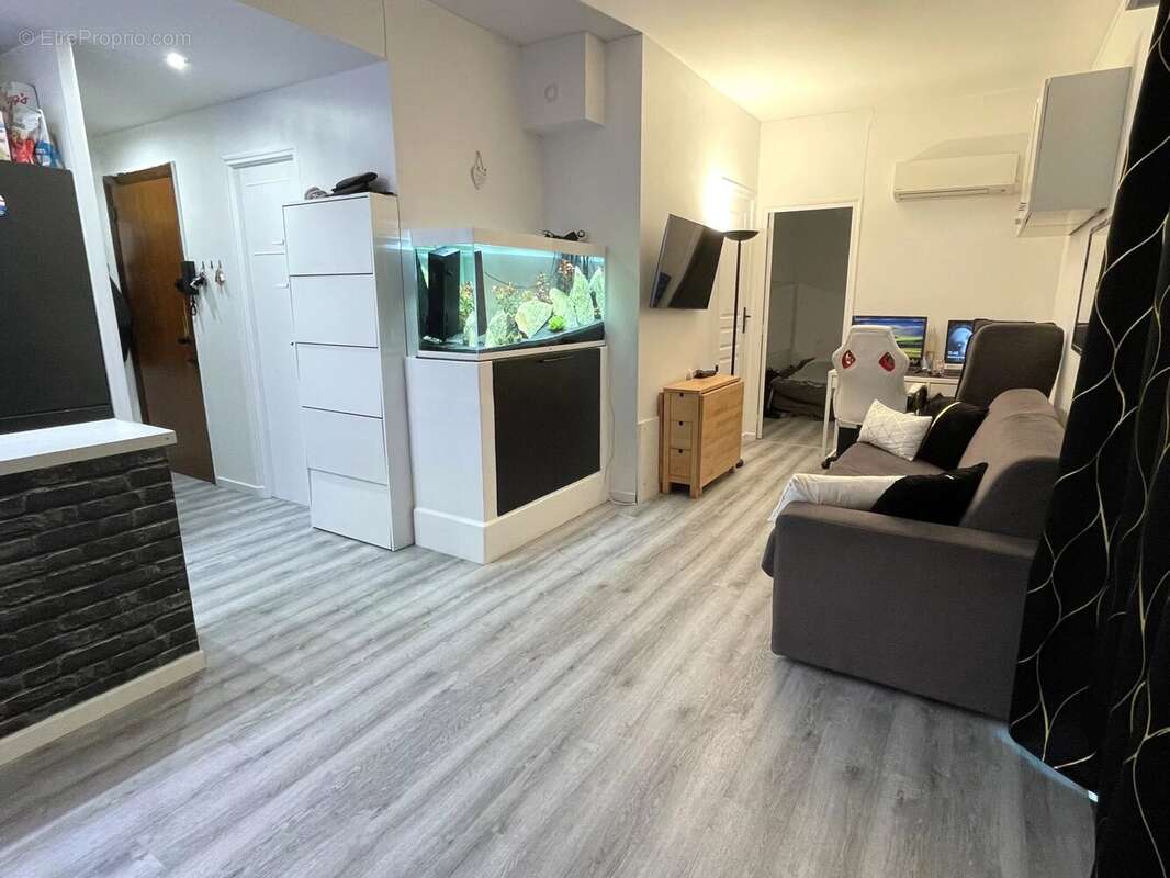 Appartement à LE CANNET