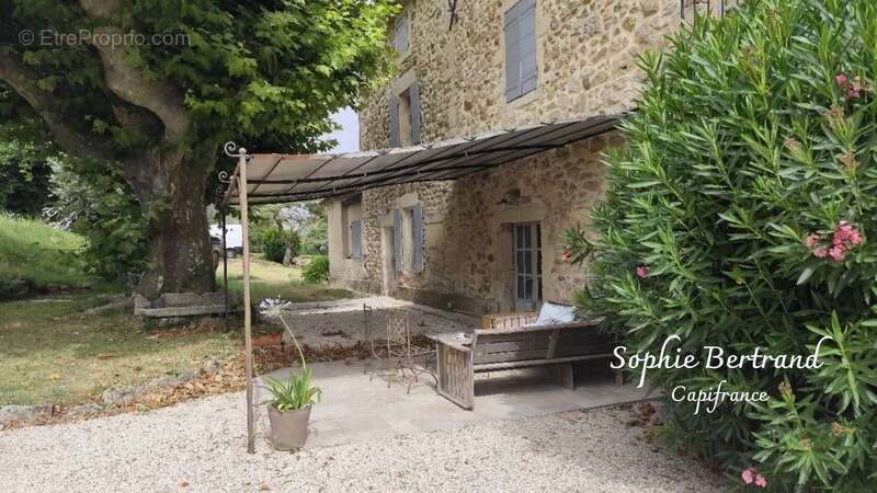 Propriété à vendre 14 pièces CHANTEMERLE LES GRIGNAN (26) - photo 28