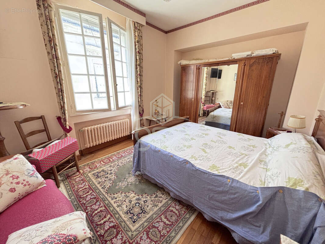 Maison 170 m² à Sainte-Maure-De-Touraine  - photo 5