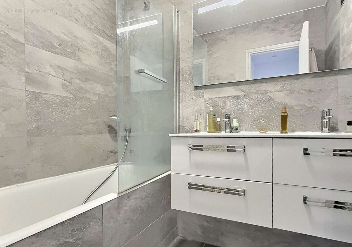 Appartement à FONTENAY-SOUS-BOIS