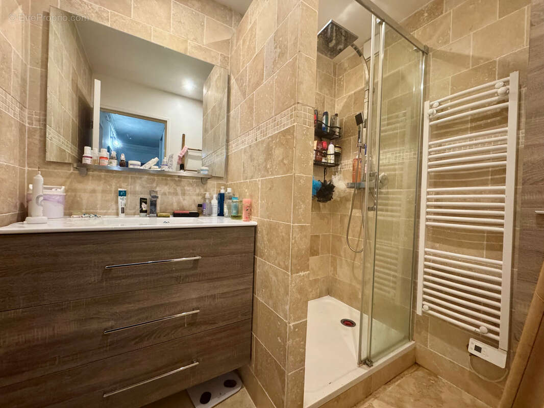 Appartement à MARSEILLE-14E