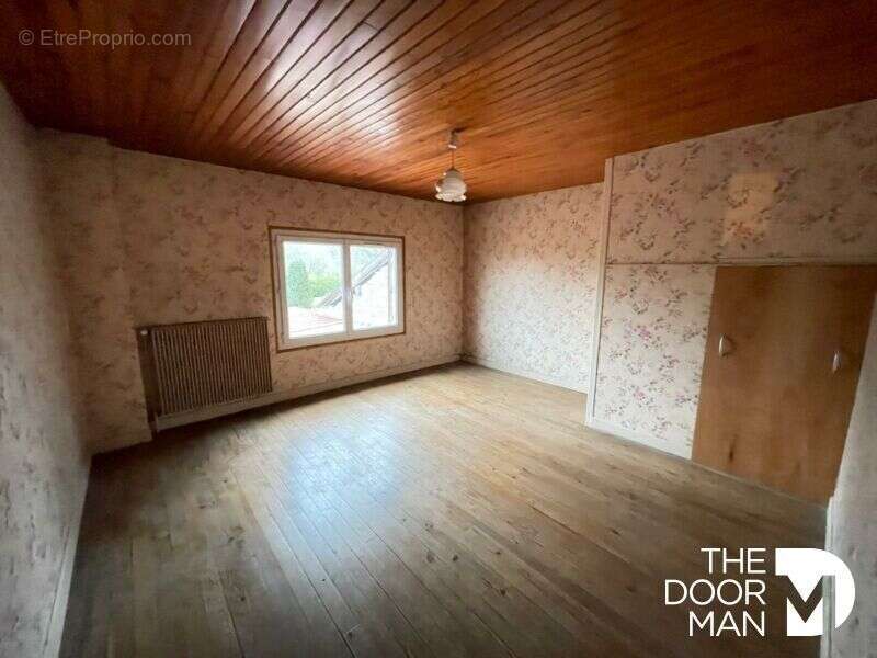 Maison à DOULAINCOURT-SAUCOURT