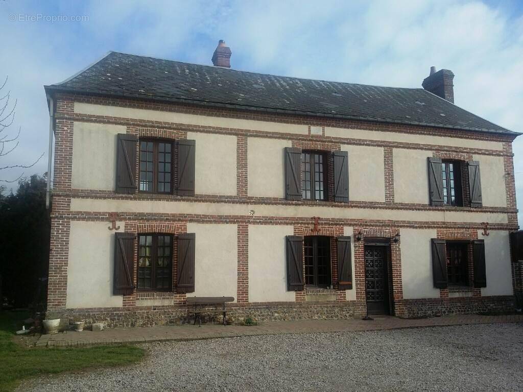 Maison à MONTREUIL-L'ARGILLE