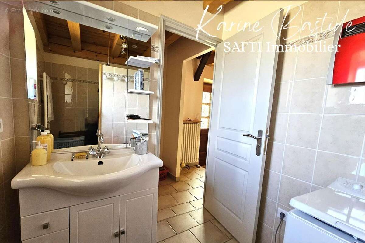 Maison 75 m² à Salettes  - photo 9