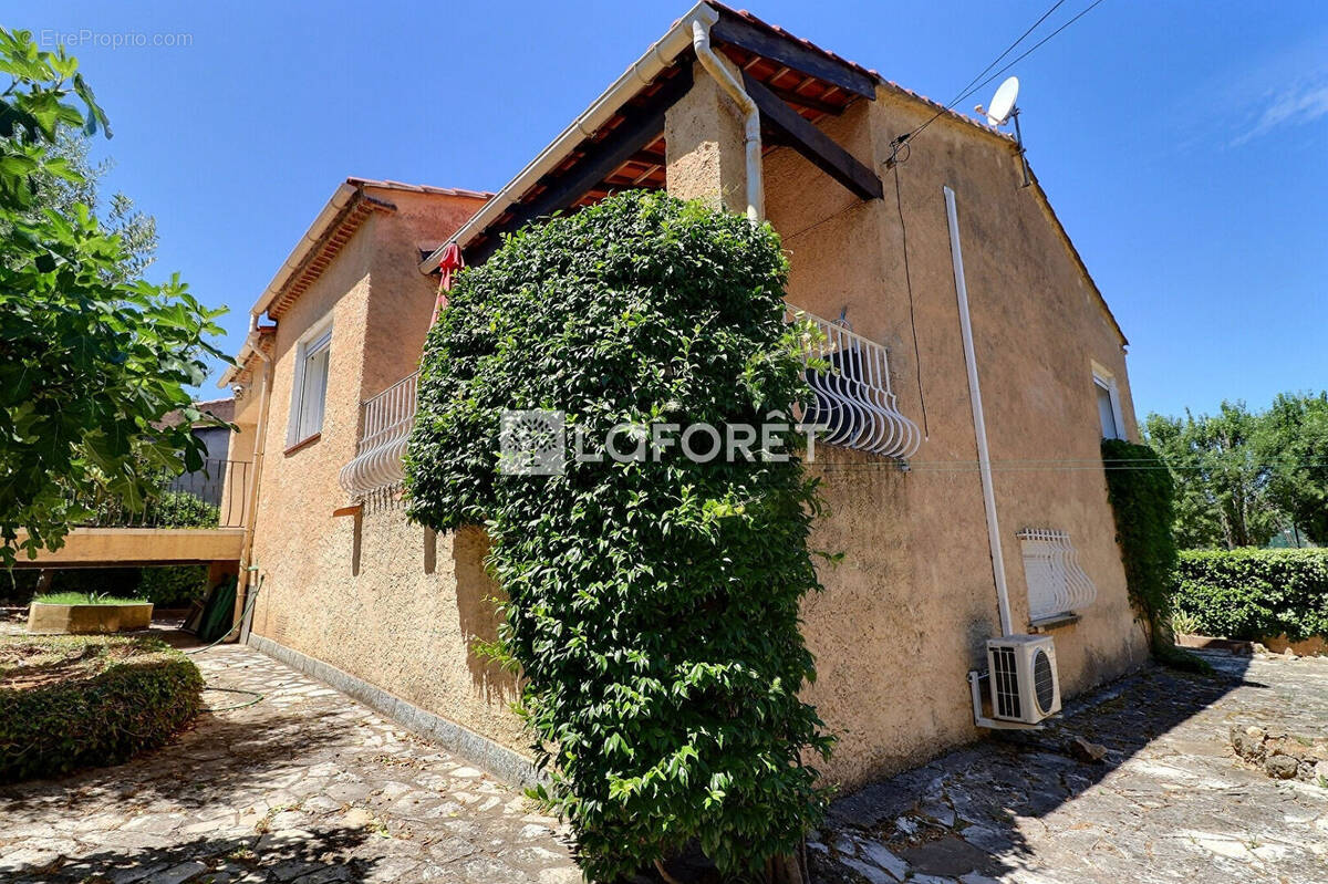 Maison à FORCALQUEIRET