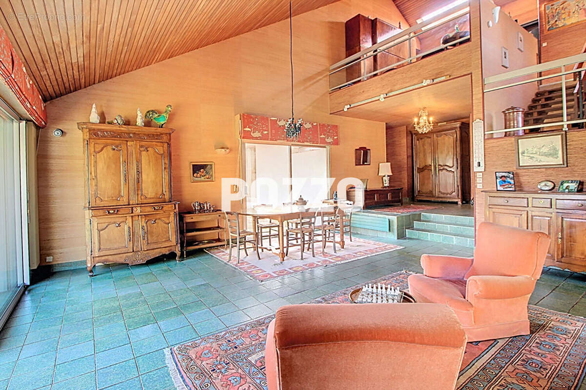 Maison à SAINT-PAIR-SUR-MER