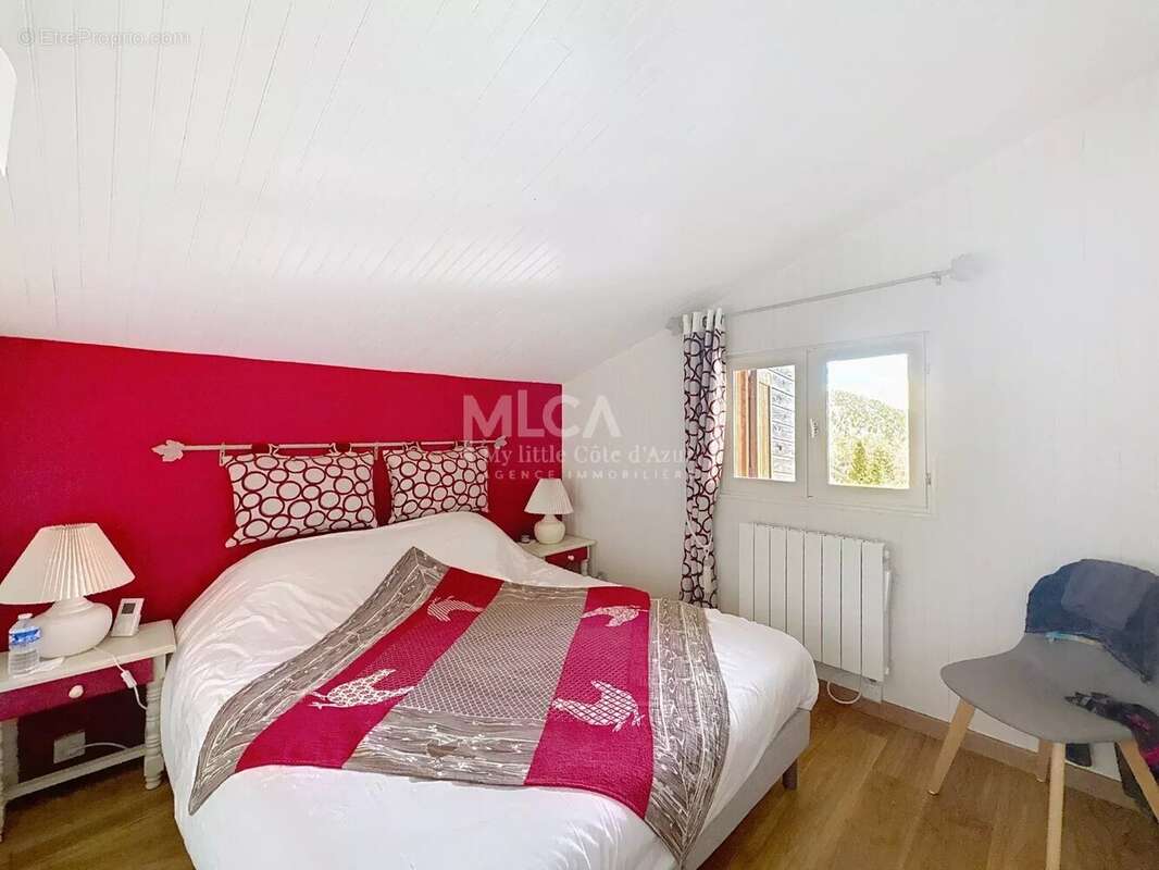 Appartement à SAINT-ETIENNE-DE-TINEE