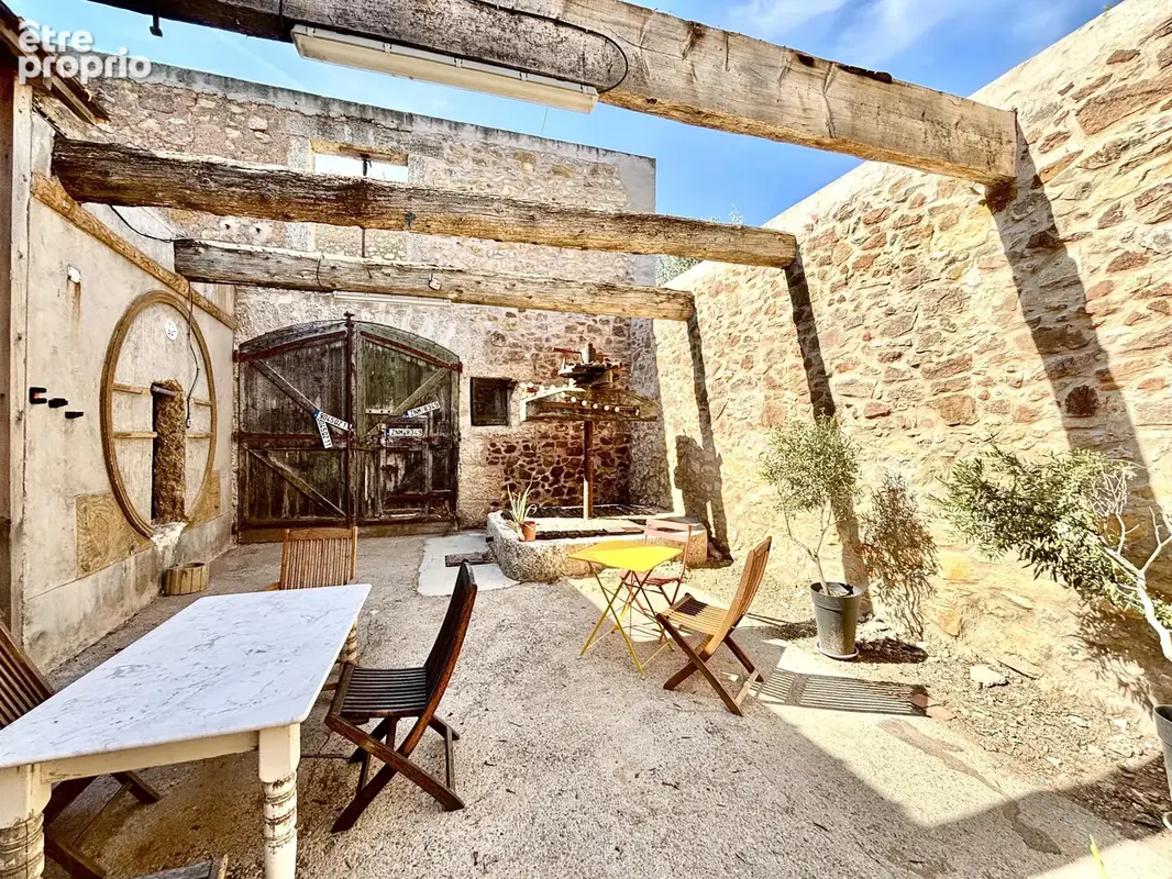 Élégante Maison de Maître alliant caractère, espace et cours privatives - photo 5