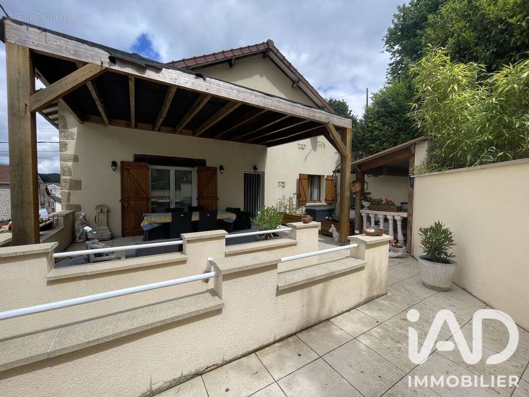 Maison 143 m² à Eymoutiers  - photo 6