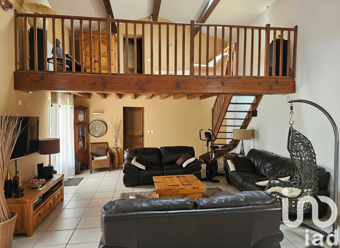 Photo 1 - Maison à ARS