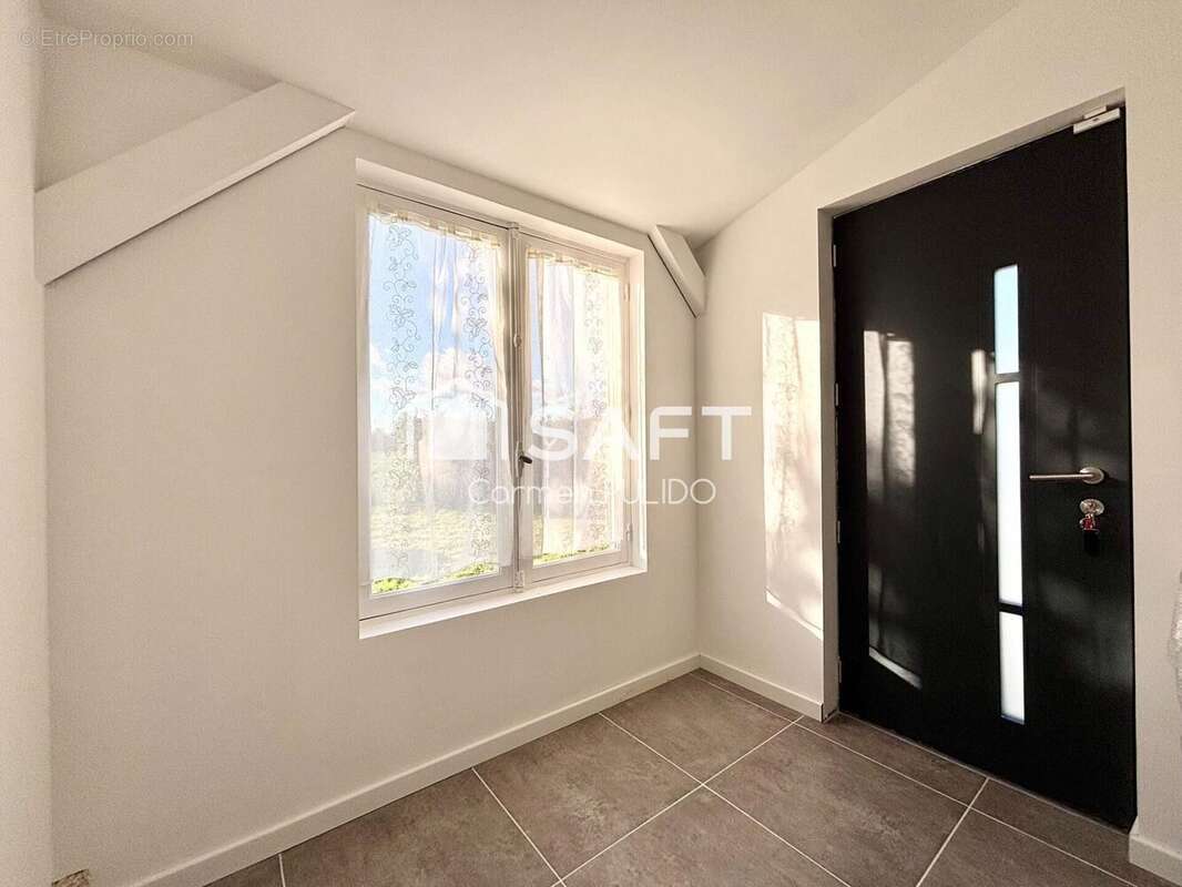 Photo 2 - Maison à MOULIETS-ET-VILLEMARTIN