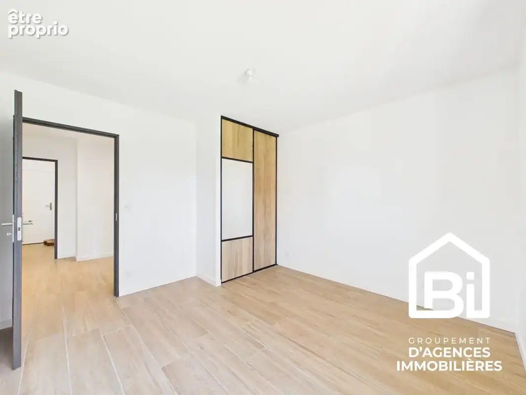 Maison  6 pièce(s) - photo 7