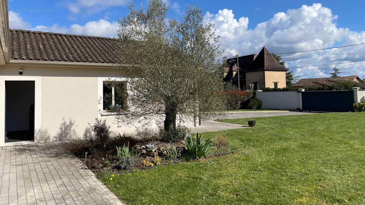 Maison à BEAUMONT-DU-PERIGORD