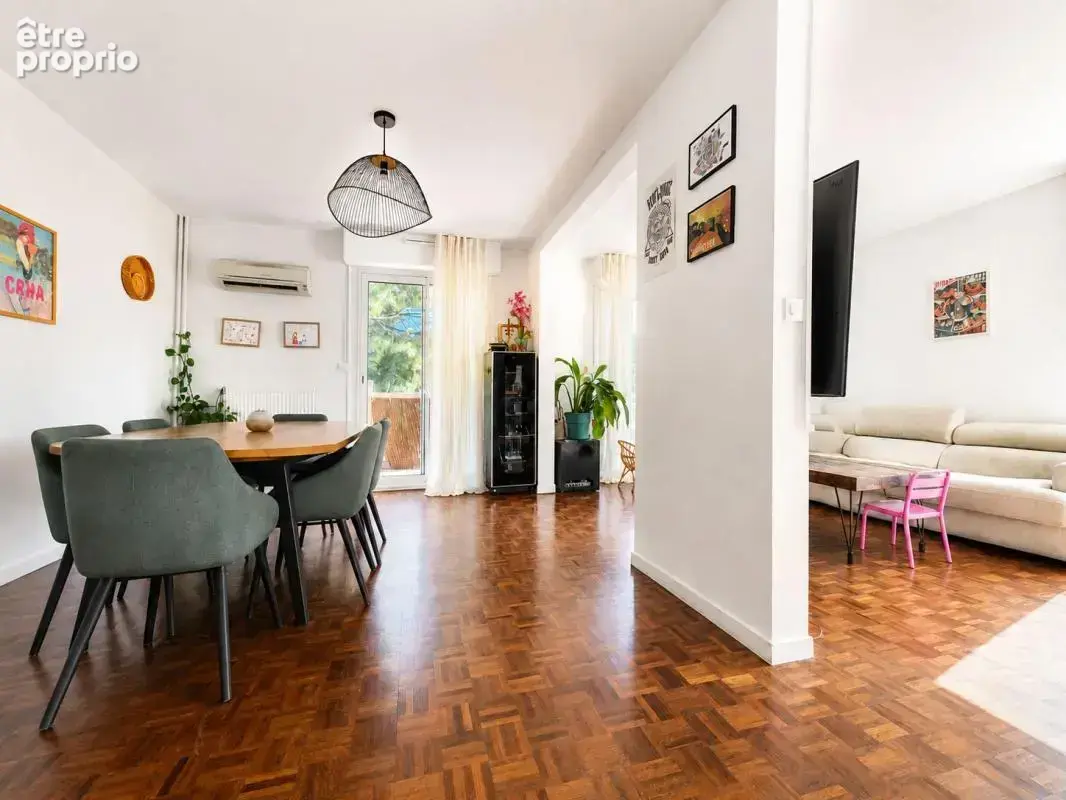  EXCLUSIVITÉ – Le cocon familial idéal : 4 chambres et 39 m² d’extérieur au bord du Lez - photo 3