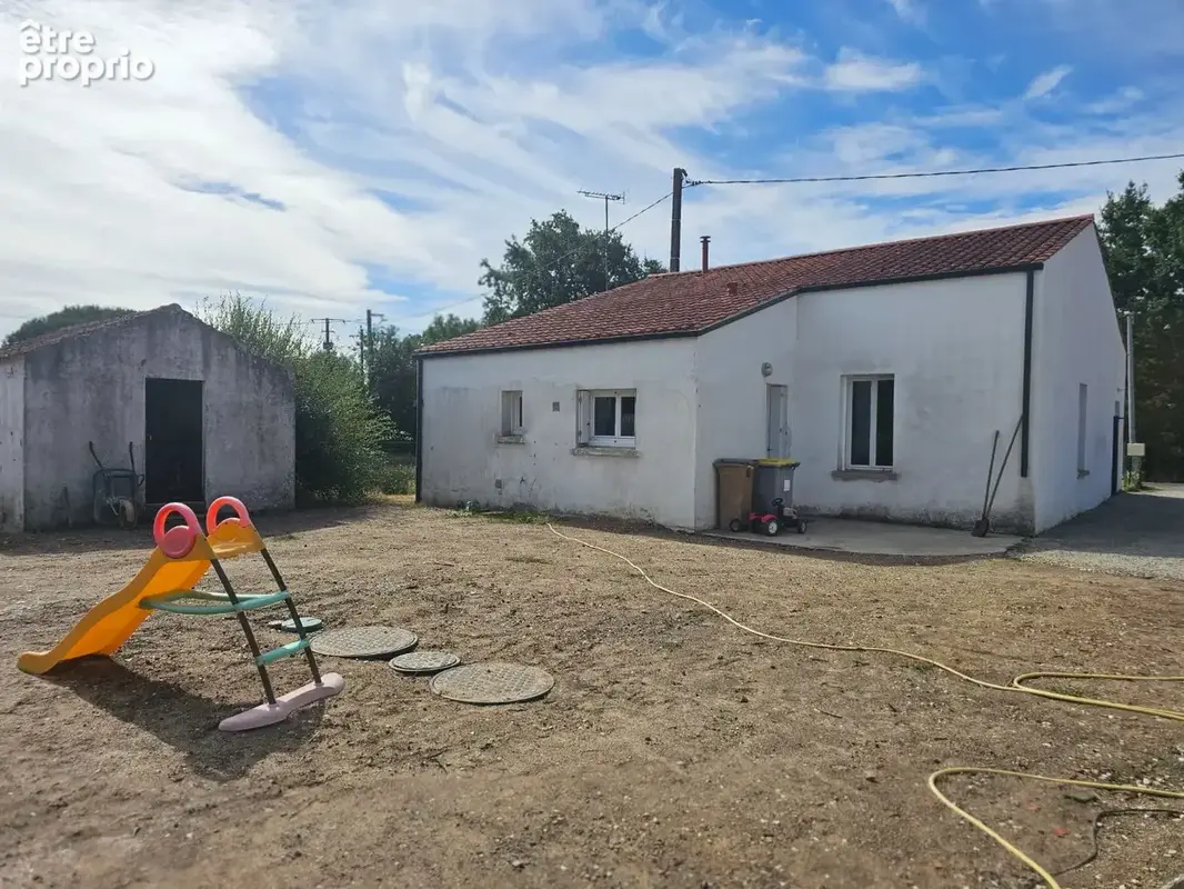 Maison 106 m² à La Garnache  - photo 4