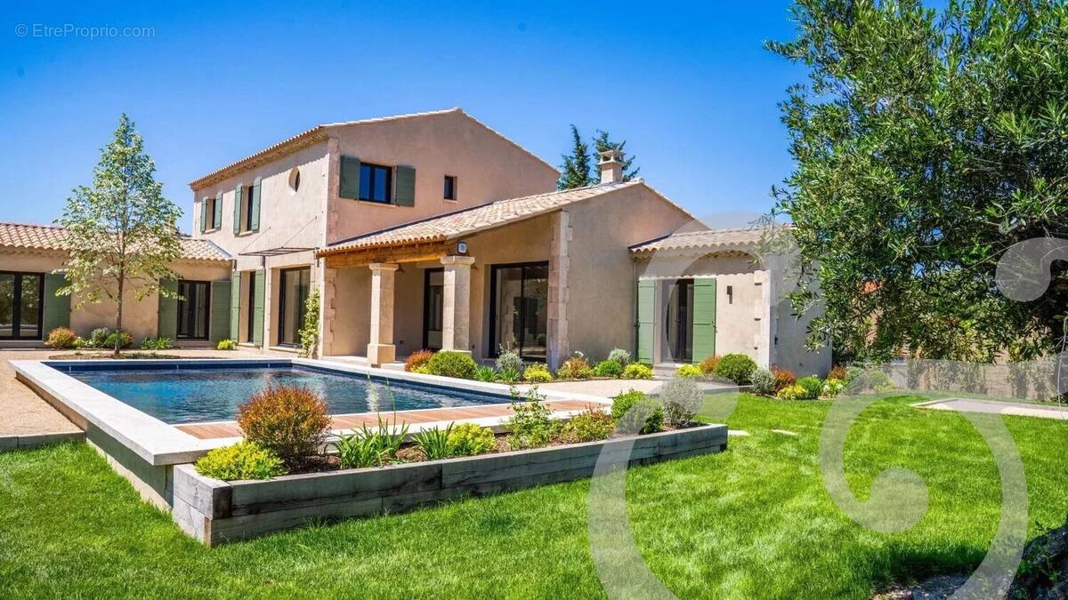 Maison à SAINT-REMY-DE-PROVENCE