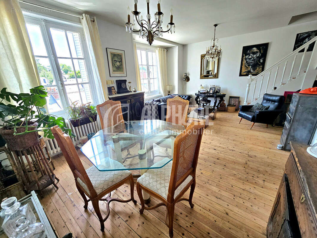 Appartement - Nantes Saint-Pasquier 6 pièces 80.27m² - photo 3