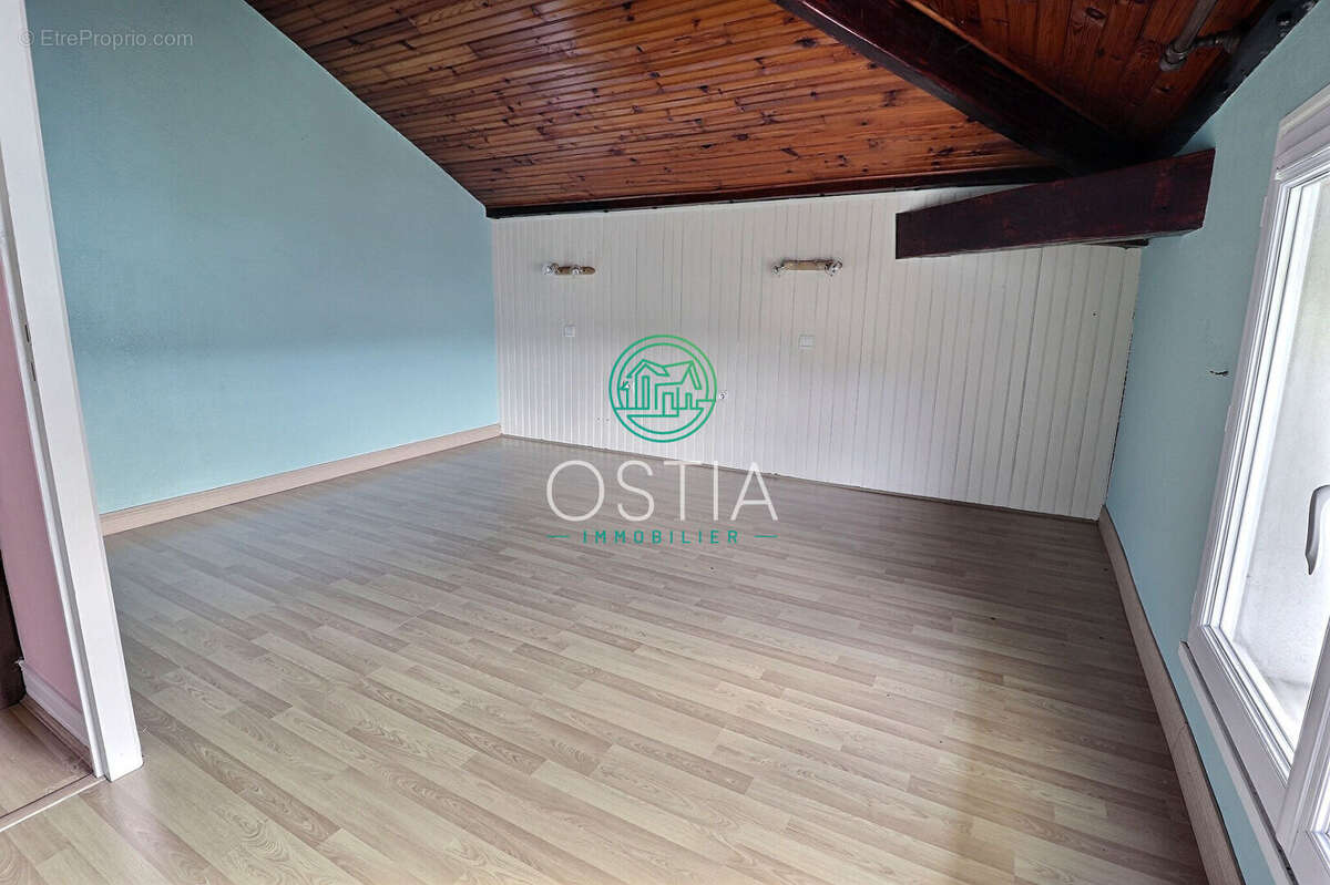Appartement à CHATEAUNEUF