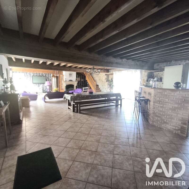 Maison 252 m² à Sainte-Magnance  - photo 8