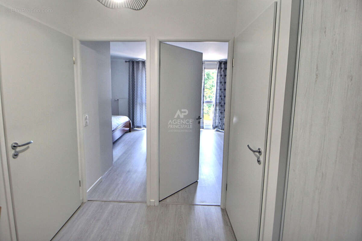 Appartement à VERNEUIL-SUR-SEINE