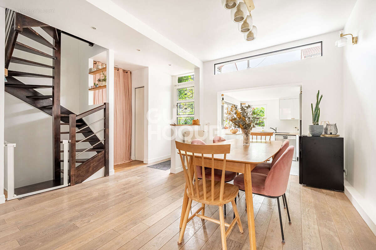 Maison à COLOMBES