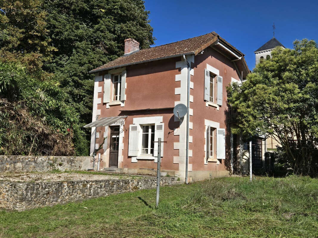 Maison à ISSAC
