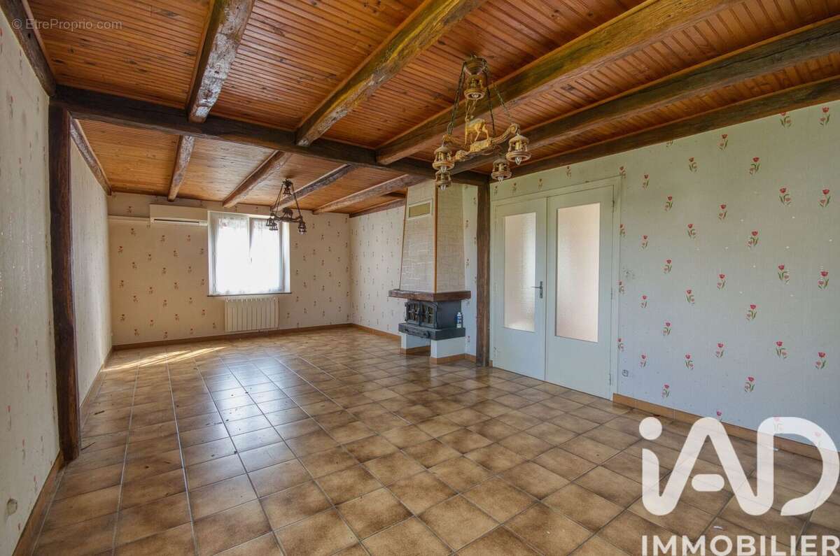 Maison 114 m² à Somme-Suippe  - photo 3