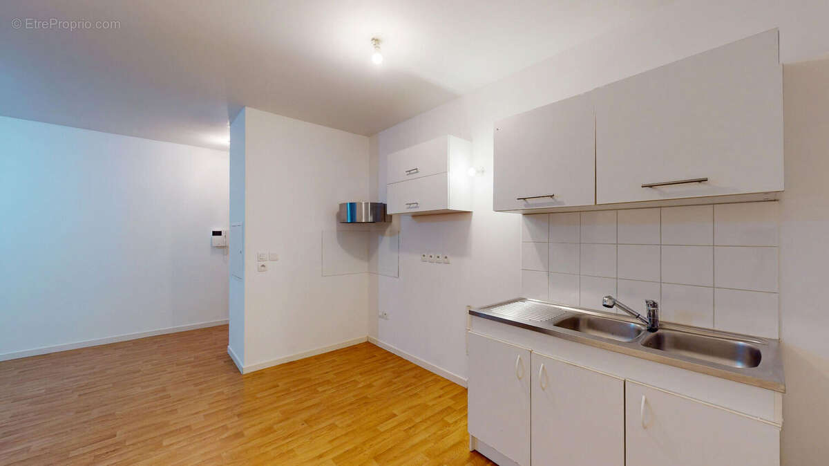 Appartement à FONTENAY-LE-FLEURY