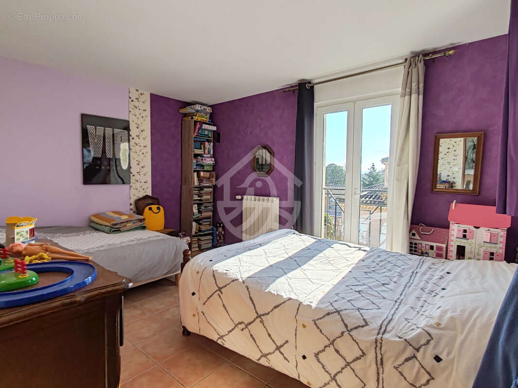 Maison à LIVRON-SUR-DROME