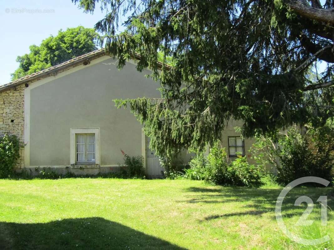 Maison à SEPVRET