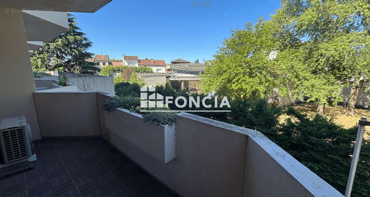 2 pièces balcon ascenseur parking - photo 3