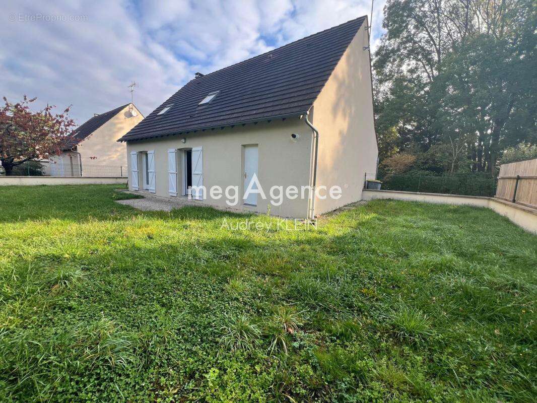 Maison à SENS